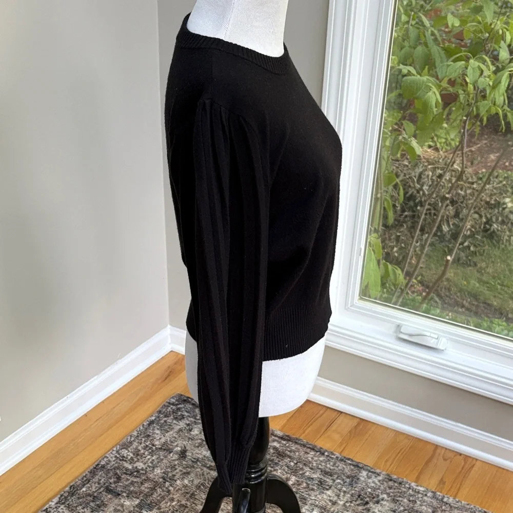 LOFT | Black Crew Neck Sweater, Sz M